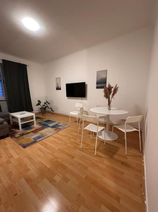 Apartment Mit Balkon Im Stadtzentrum Hanovra Exterior foto